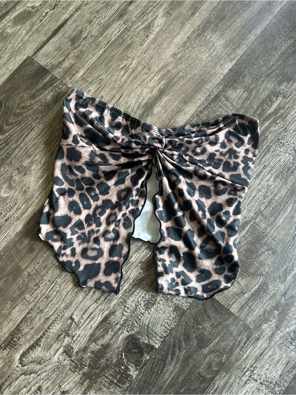 SHEIN Leopard Print Twist Slit front tube top - NWOT